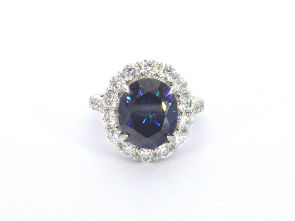 Ring met witte briljanten en saffier blauwe ovaal Eco 5 ct.