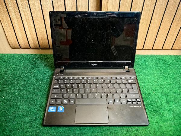 Acer Travelmate B113-E-877B4G32IKK - Defect