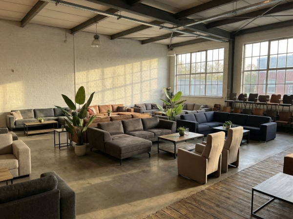 Groothandel Banken, Fauteuils en Eetkamerstoelen!