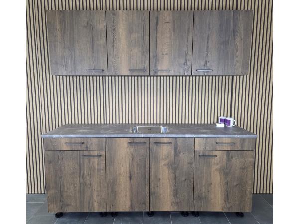 Openbare veiling van A-merk Showroomkeukens, A-merk Pantry Keukens (met of zonder apparatuur), A-merk (inbouw-) apparatuur, en accessoires.