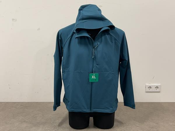 2x Kirkland Signature softshell jas maat XL