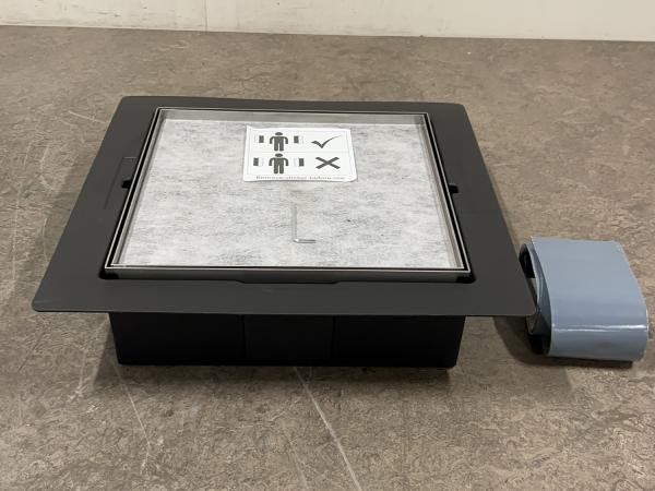 Looox inbouwnis 30x30cm geborsteld rvs