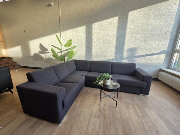 Groothandel Banken, Fauteuils en Eetkamerstoelen!