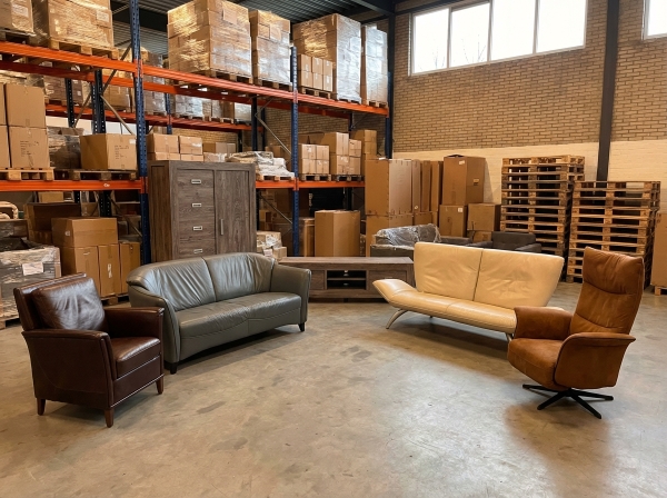 Groothandel Banken, Fauteuils en Eetkamerstoelen!