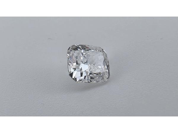 Diamant cushion 2.80 crt ( IGI gecertificeerd )