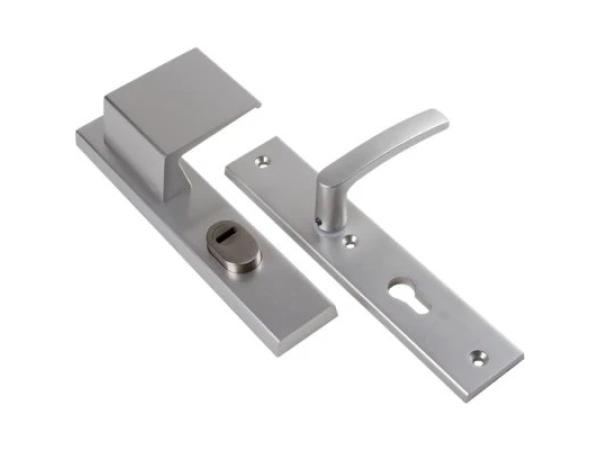 2x AMI Veiligheidsbeslag Duwer/Kruk met Kerntrekbeveiliging 