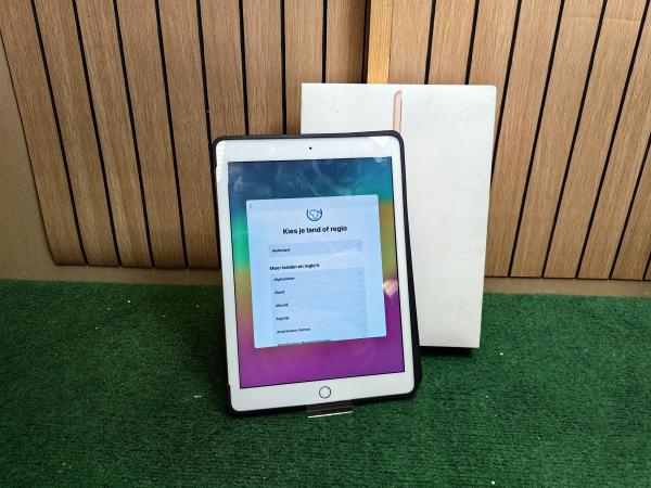 Apple iPad 2018 6e Generatie 32GB iOS 17 - In Nette Staat