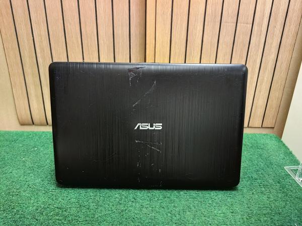 Asus R541N - In Nette Staat