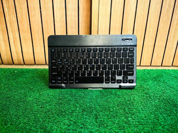 Wireless Bluetooth Keyboard - In Goede Staat