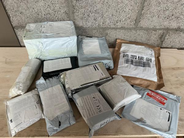 Mixpartij Ongeopende DHL Pakketten uit China #14