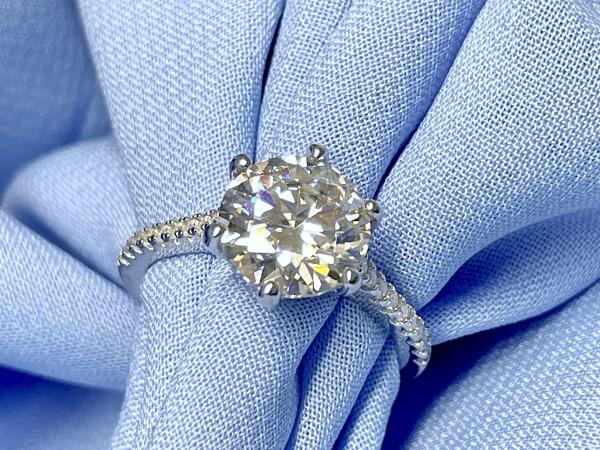 Ring solitair moissaniet 6 poot briljant 3.00 carat