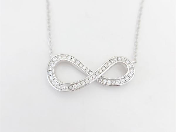 Witte ketting infinity hanger briljanten moissaniet 0.29 ct