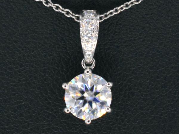 Witgouden solitair hanger met een diamant 1.00 carat