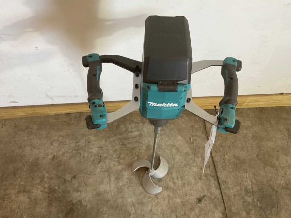 makita-ut001gz02-xgt-40-v-max-menger