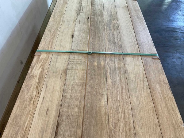 50x-wit-afrikaans-eikenhouten-plank-frak-met-mes-en-groef-330x147x22-cm