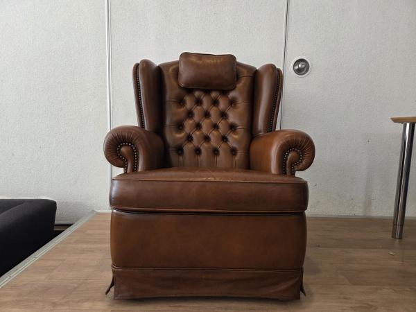 M&G Chesterfield design grote oren fauteuil 