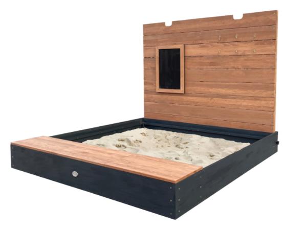 Verzendveiling speelgoed en diverse tuinartikelen