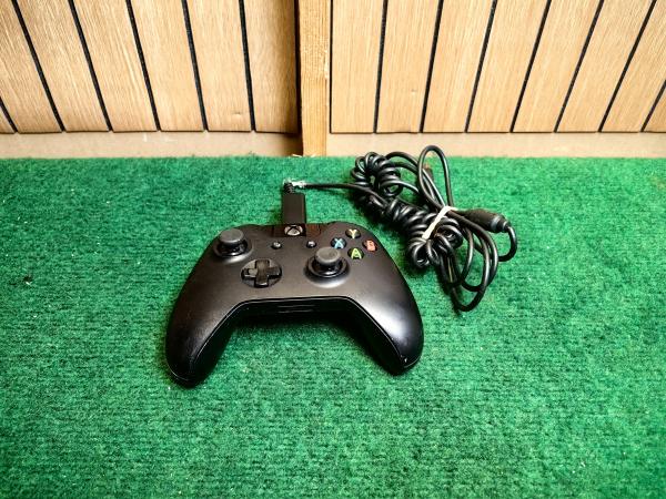 Wired Xbox Controller - In Goede Staat