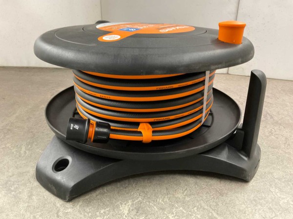 fiskars-waterwheel-m-slanghaspel-20m