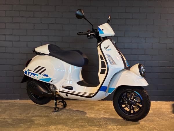 Ophaalveiling | Scooters en Motorscooters van o.a. Vespa, Aprilia & Niu