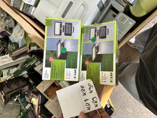 2x Livarno Home Led Solar Spotlight op Zonne energie