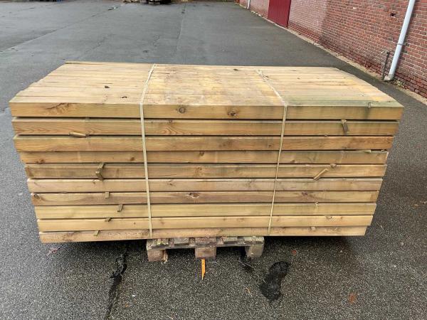 25x grenen balk geïmpregneerd 220x8.8x8.8 cm