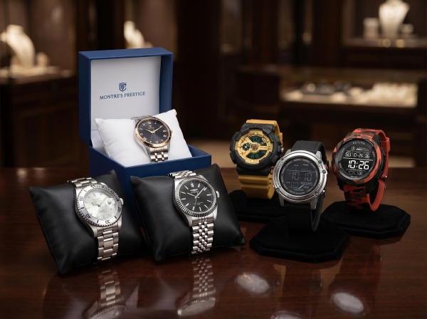 Horloge Veiling (Rest-)Voorraad Juwelier - o.a INVICTA en SAMSUNG