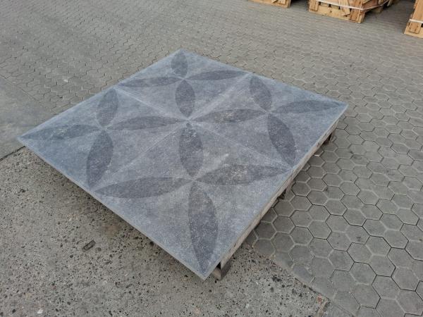 14,70 M2 Keramische Tegel Antra Flower 70x70x3,2 Cm