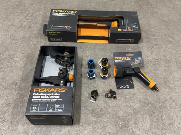 Fiskars garden watering set, 9-piece