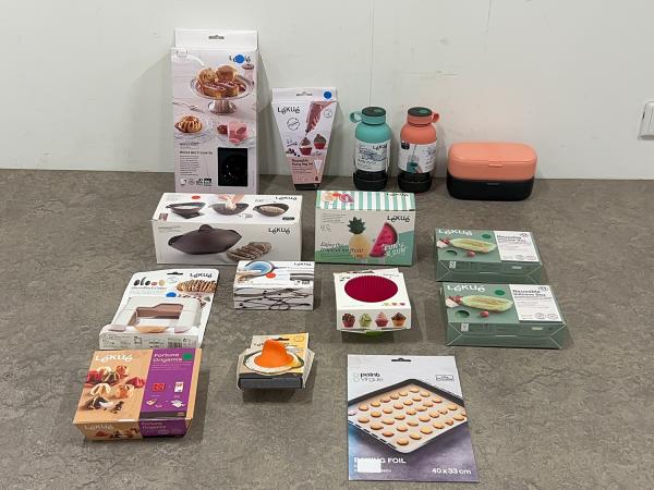 Lékué kitchen accessories set, 15-piece