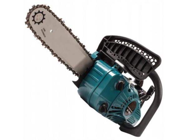 Gasoline Chainsaw 3.9 kW 30 cm compact