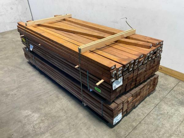 25x Angelim Vermelho regel geschaafd 250x9x4,5cm