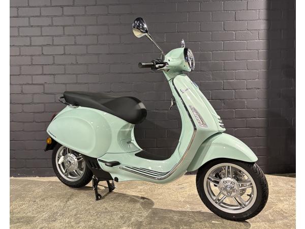 Vespa Primavera Elettrica 45