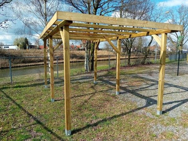 vrijstaande-carport-overkapping-500x300x247-cm