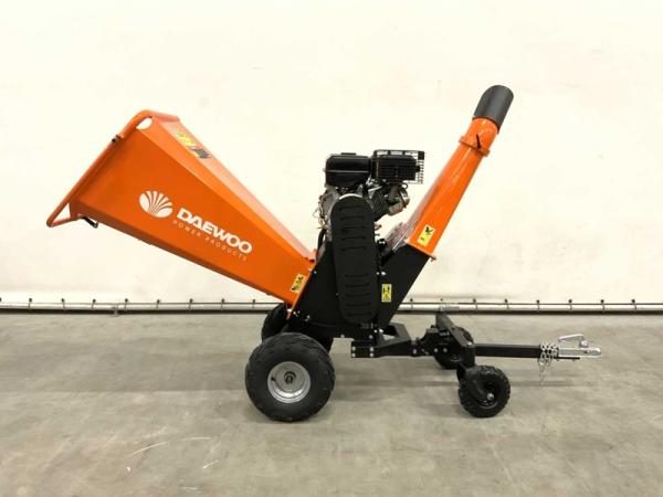 Daewoo hakselaar 15pk 420cc DWFKCC350PRO