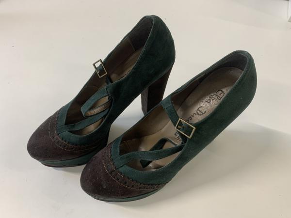 Groene suede platform Mary Janes van Elsa Ducci maat 35