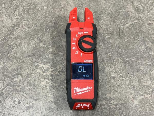 Milwaukee spanningsmeter M2010