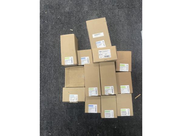 Spaanplaatschroeven 4.0x60/35 en metaalschroeven M5x45/M5x80