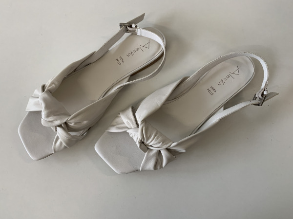 Witte leren Alesya sandaal maat 37
