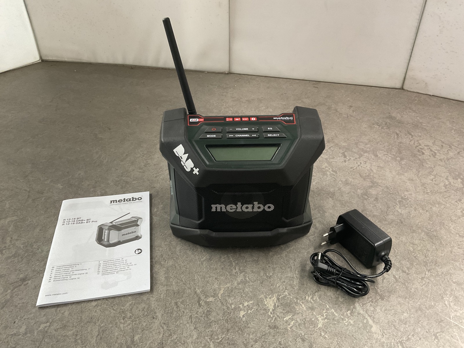 metabo-r-12-18-accu-bouwradio-met-dab-en-bluetooth