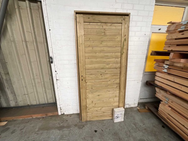 hillhout-enkele-deur-in-kozijn-102x218cm