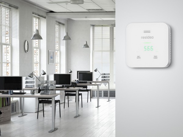 2x-honeywell-resideo-co2-monitor-detector