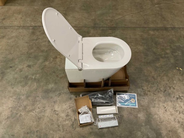 sub-brioso-rimless-high-tech-douche-toilet