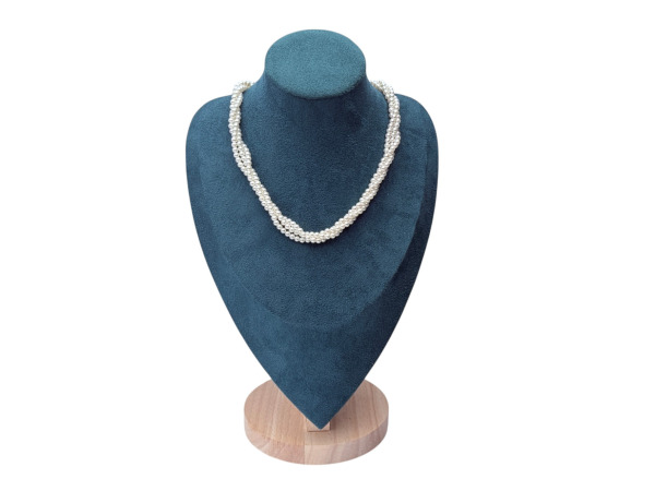 Exclusieve Parelketting met Elegante Vintage Sluiting