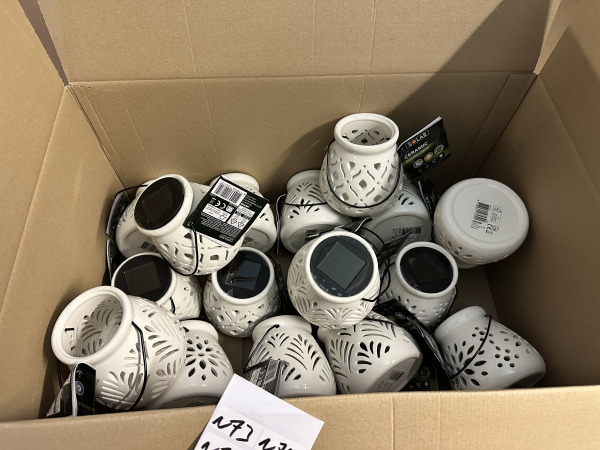 Partij LED Solar tuinverlichting Doos vol