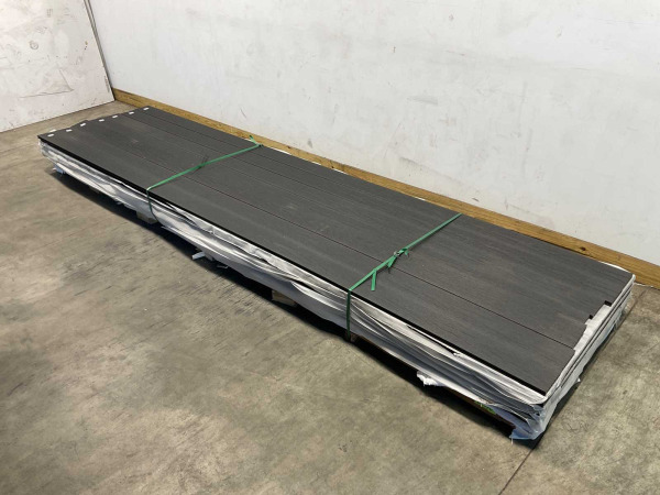 15x Composiet plank 2,3x14,5x420cm zwart