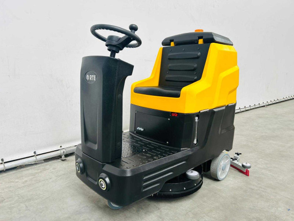 RTE schrobzuigmachine zelfrijdend ROFS-70