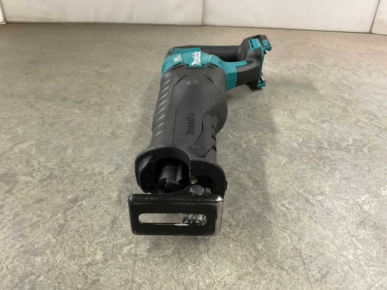 makita-djr187zk-reciprozaag