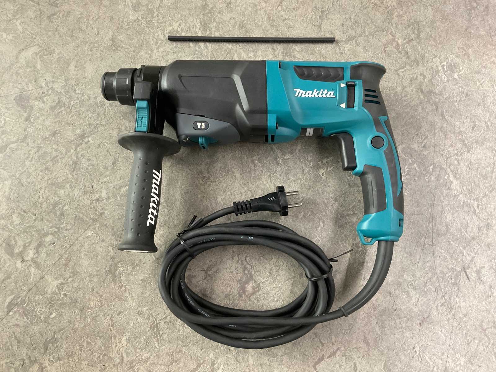 makita-hr2300-boorhamer