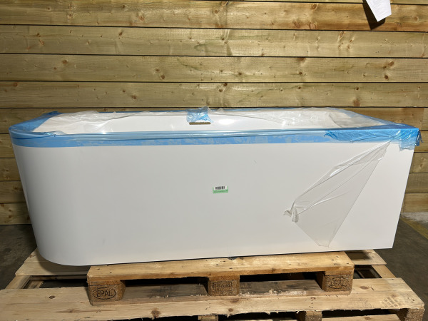 Villeroy&Boch half vrijstaand bad 180x80cm Loop&friends